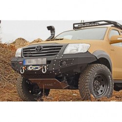 Toyota Hilux (11-15) Бампер...