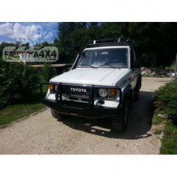 Toyota Land Cruiser 70...