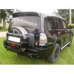 Mitsubishi Pajero IV Rear...